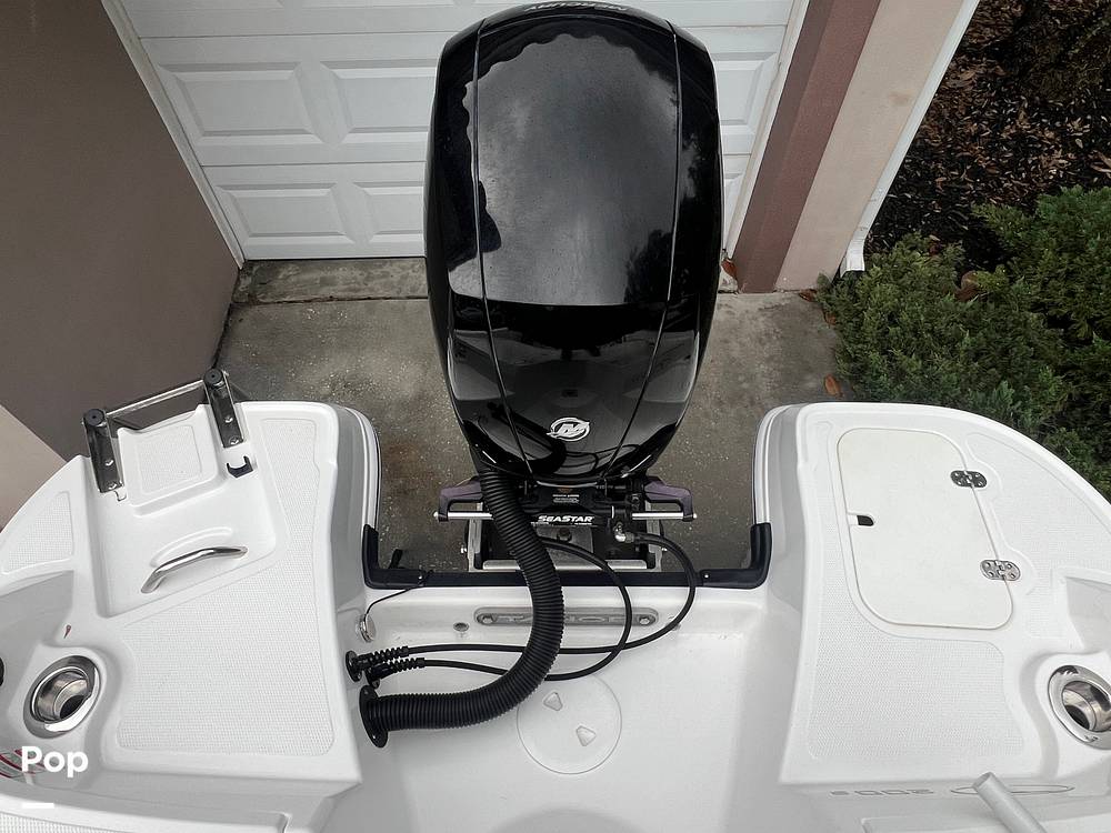 Slide: The Image of Tahoe 200 S 2022 - 14648375