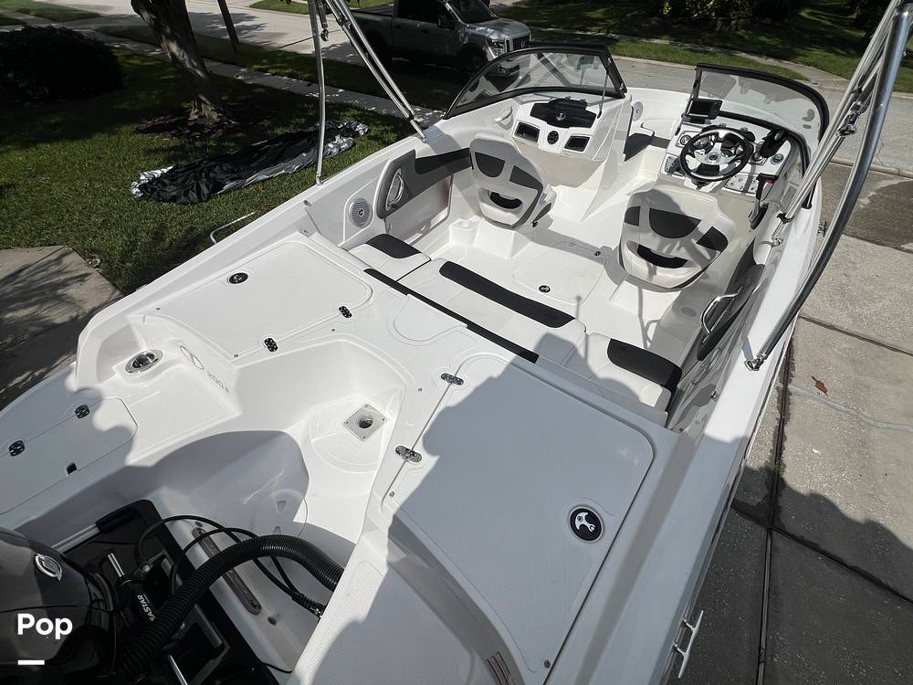 Slide: The Image of Tahoe 200 S 2022 - 14648381