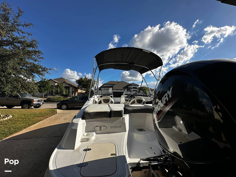 Slide: The Image of Tahoe 200S 2022 - 14861479