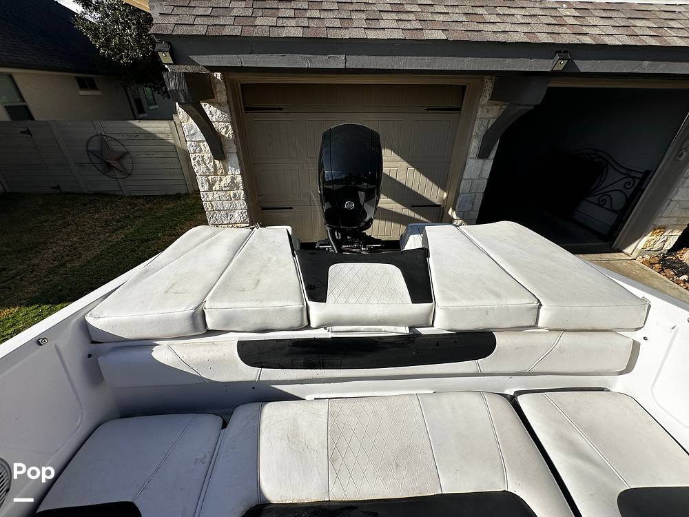 Slide: The Image of Tahoe 200S 2022 - 14861518