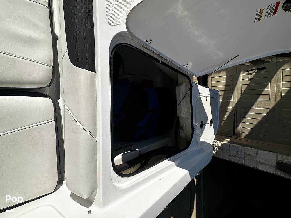 Slide: The Image of Tahoe 200S 2022 - 14861521