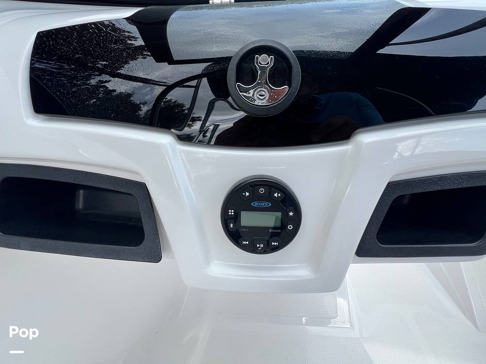 Slide: The Image of Tahoe 200 S 2022 - 14648404