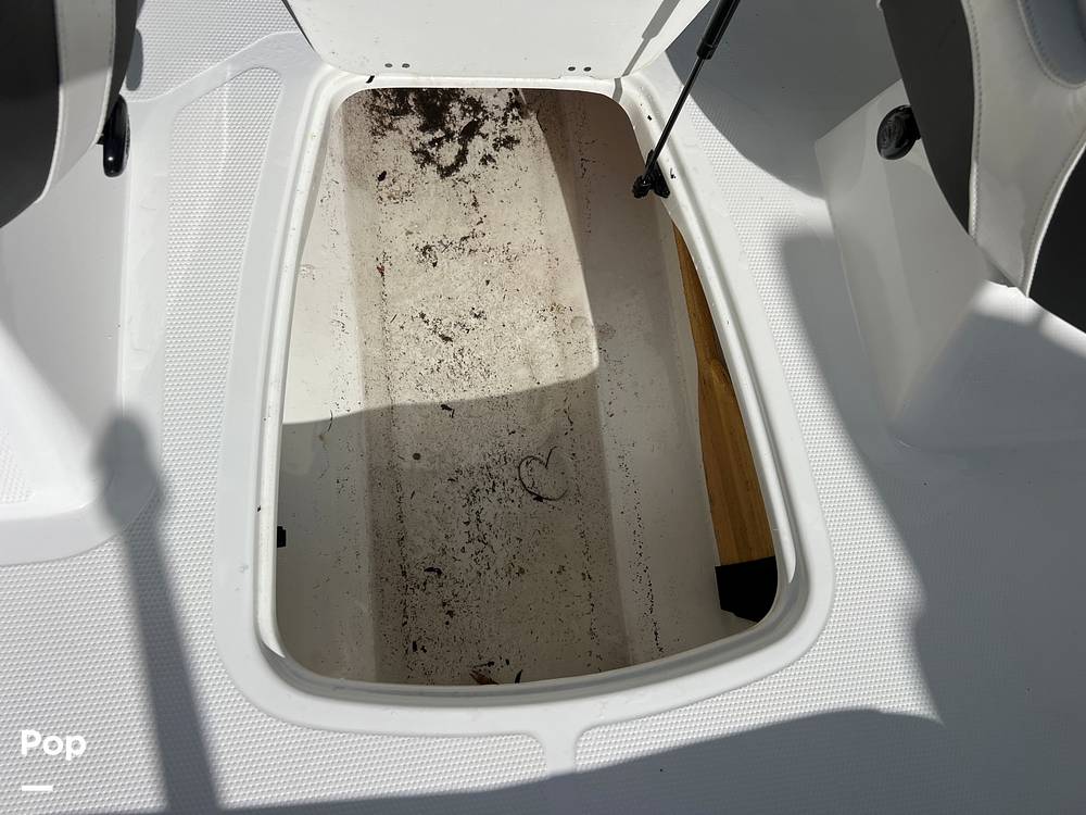 Slide: The Image of Tahoe 200 S 2022 - 14648406