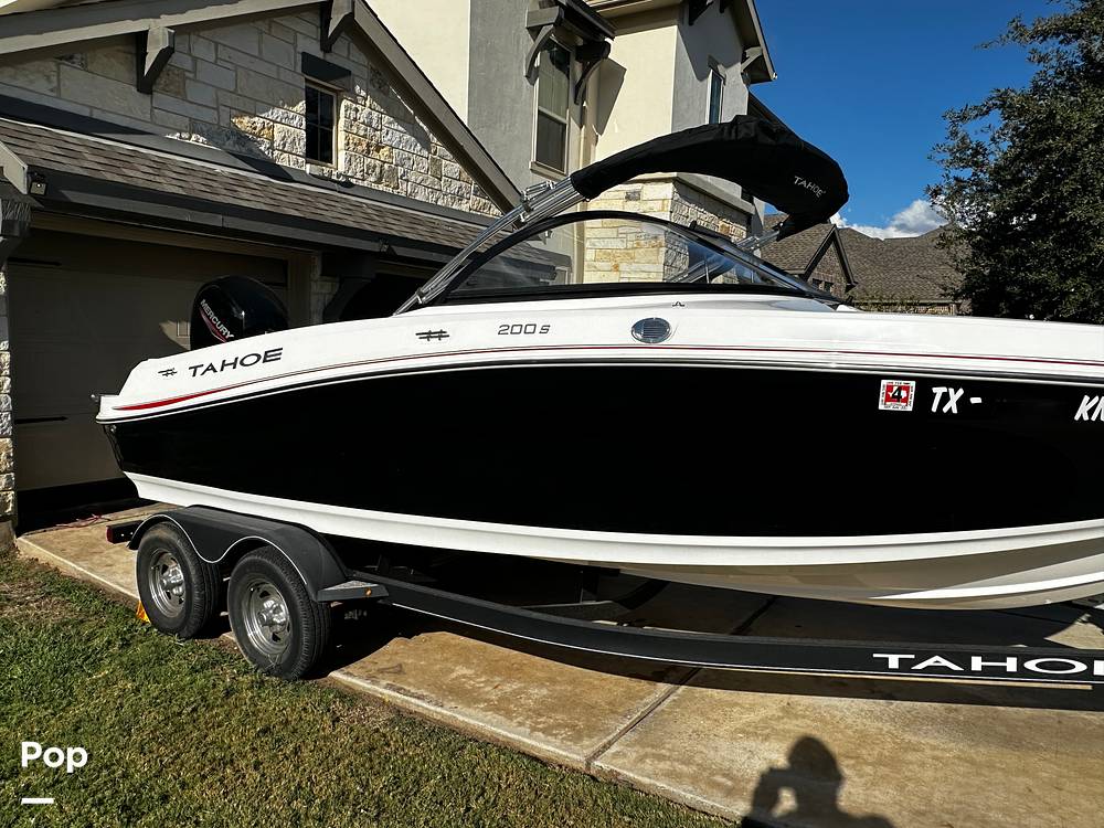 Slide: The Image of Tahoe 200S 2022 - 14862083