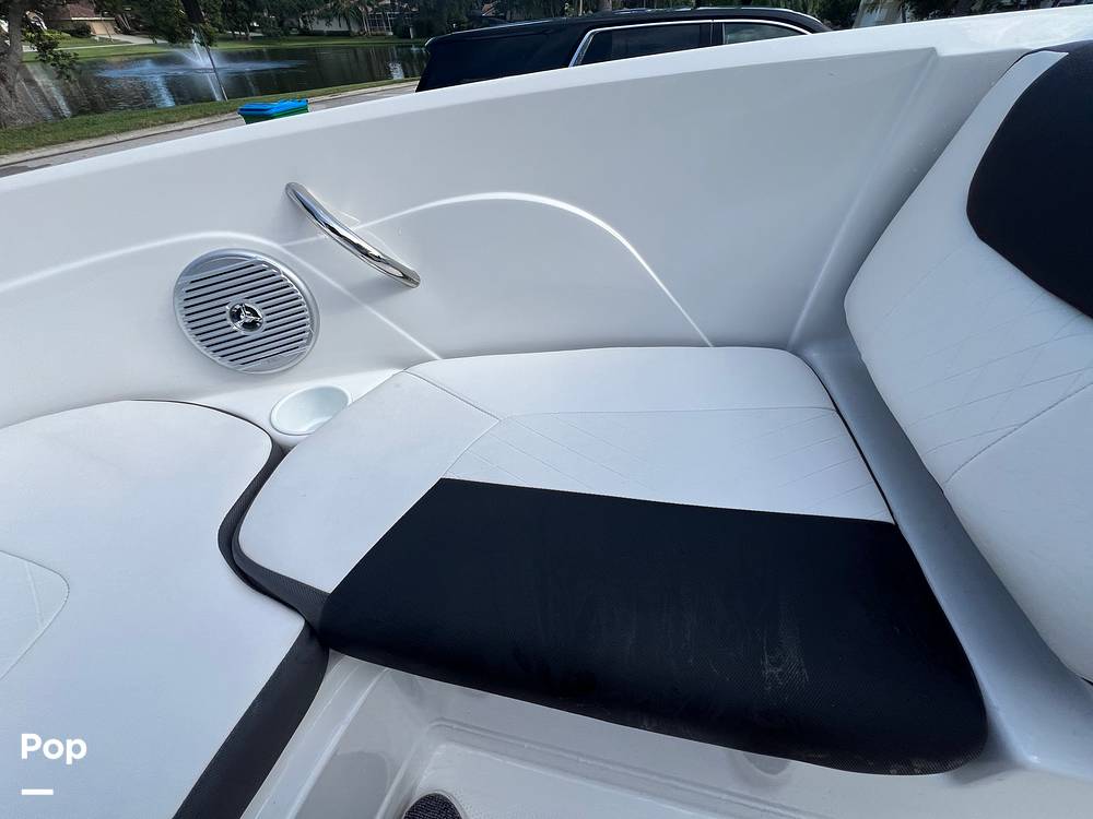 Slide: The Image of Tahoe 200 S 2022 - 14648417