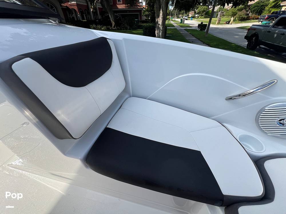 Slide: The Image of Tahoe 200 S 2022 - 14648422