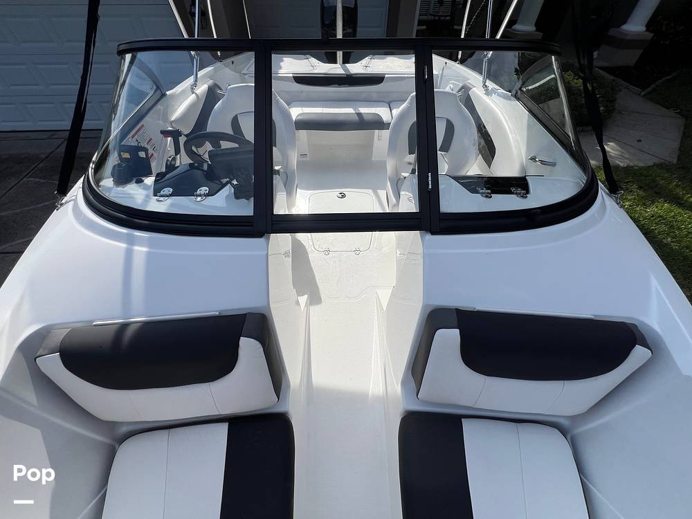 Slide: The Image of Tahoe 200 S 2022 - 14648431