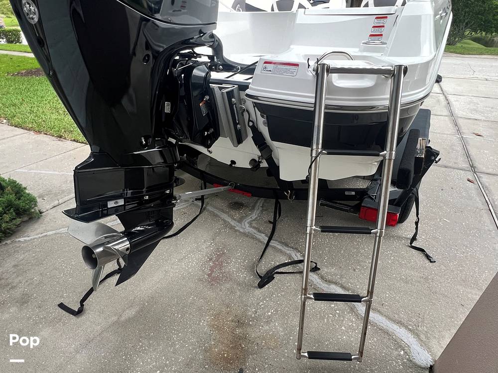 Slide: The Image of Tahoe 200 S 2022 - 14648445