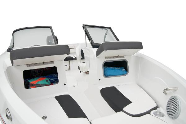 Slide: The Image of Tahoe 200 S 2024 - 8