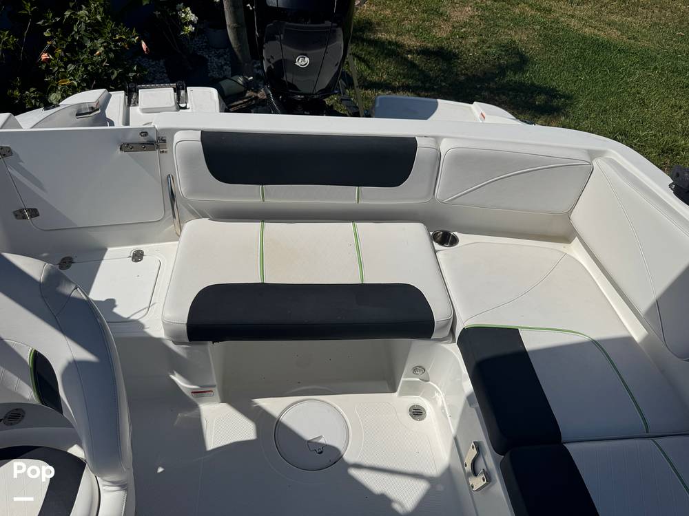 Slide: The Image of Tahoe 2150 2020 - 15388312