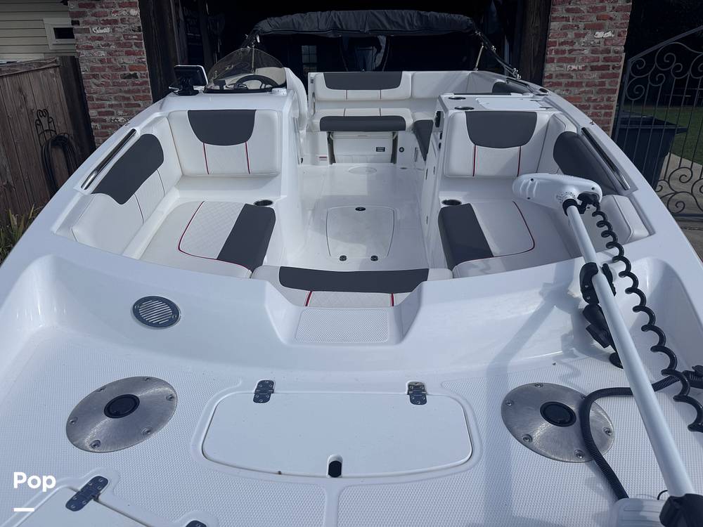 Slide: The Image of Tahoe 2150 2023 - 14753351