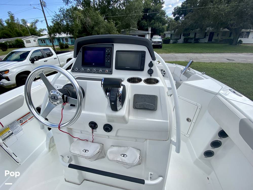 Slide: The Image of Tahoe 2150 CC 2021 - 14796104