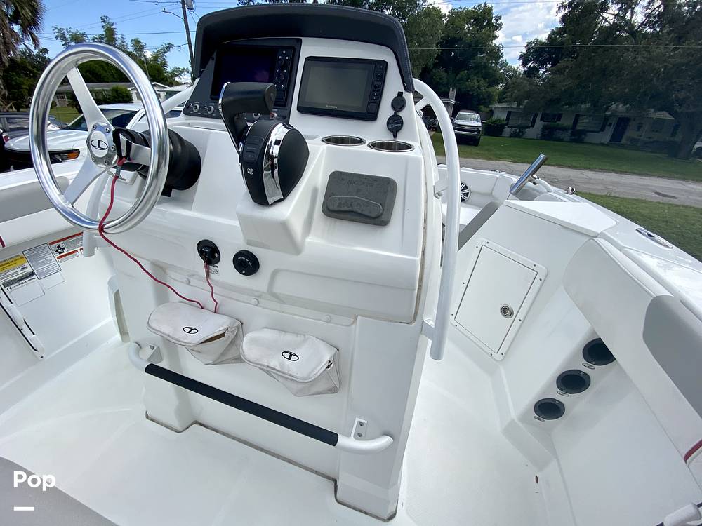 Slide: The Image of Tahoe 2150 CC 2021 - 14796105