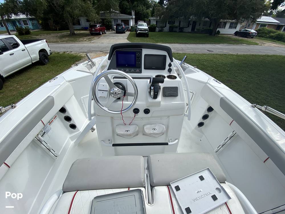 Slide: The Image of Tahoe 2150 CC 2021 - 14796113