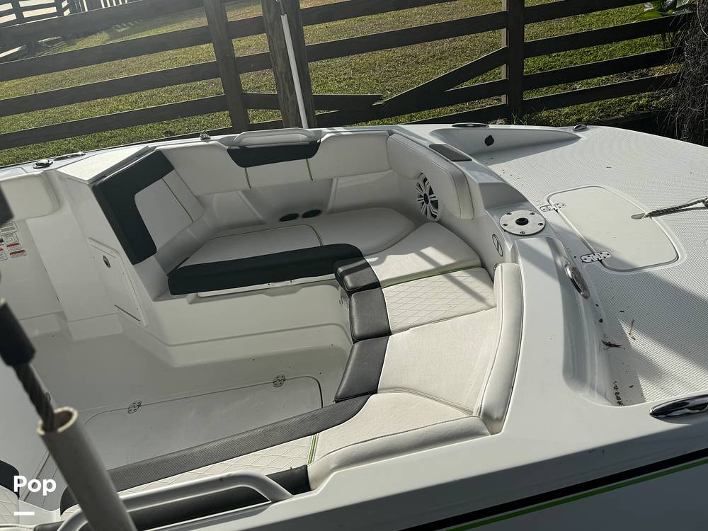 Slide: The Image of Tahoe 2150 CC 2021 - 15061987