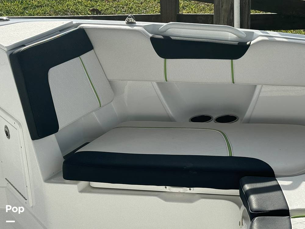 Slide: The Image of Tahoe 2150 CC 2021 - 15061988