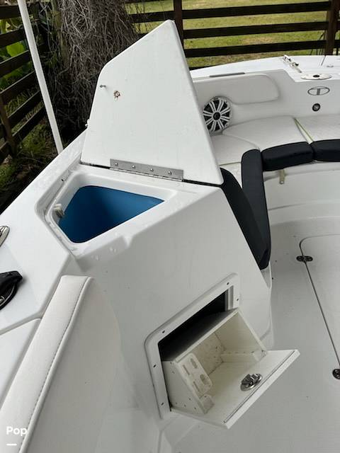 Slide: The Image of Tahoe 2150 CC 2021 - 15054287