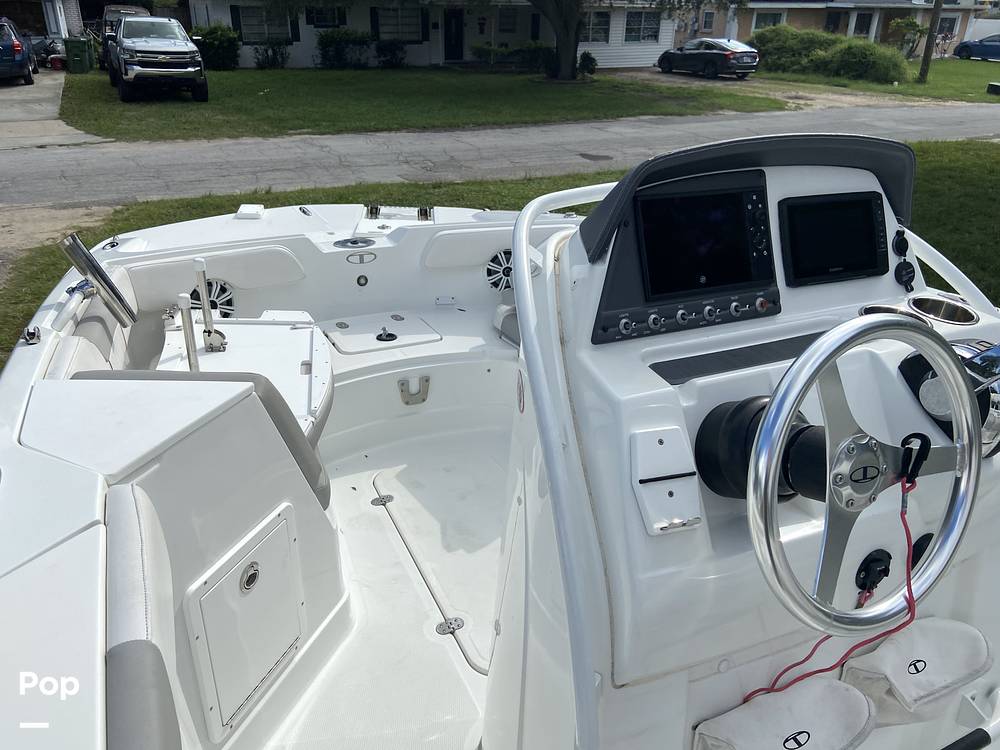 Slide: The Image of Tahoe 2150 CC 2021 - 14796128