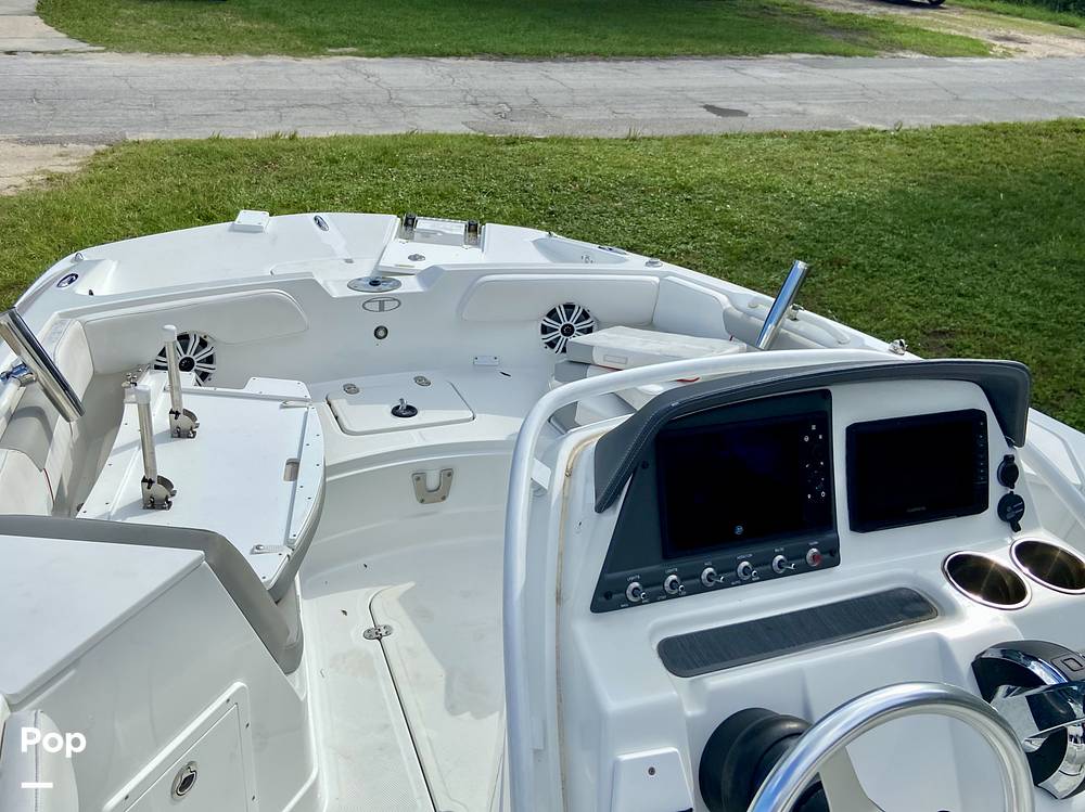 Slide: The Image of Tahoe 2150 CC 2021 - 14796129