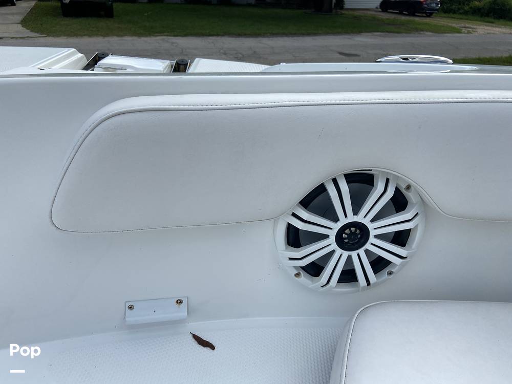 Slide: The Image of Tahoe 2150 CC 2021 - 14796137