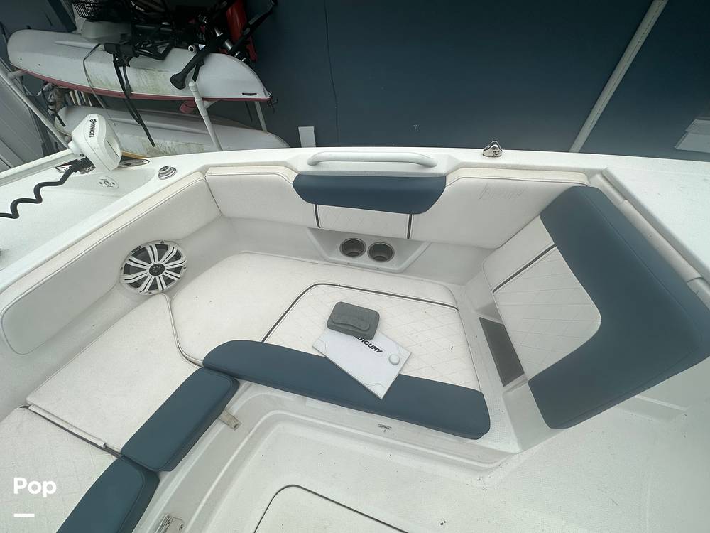 Slide: The Image of Tahoe 2150CC 2021 - 13192028