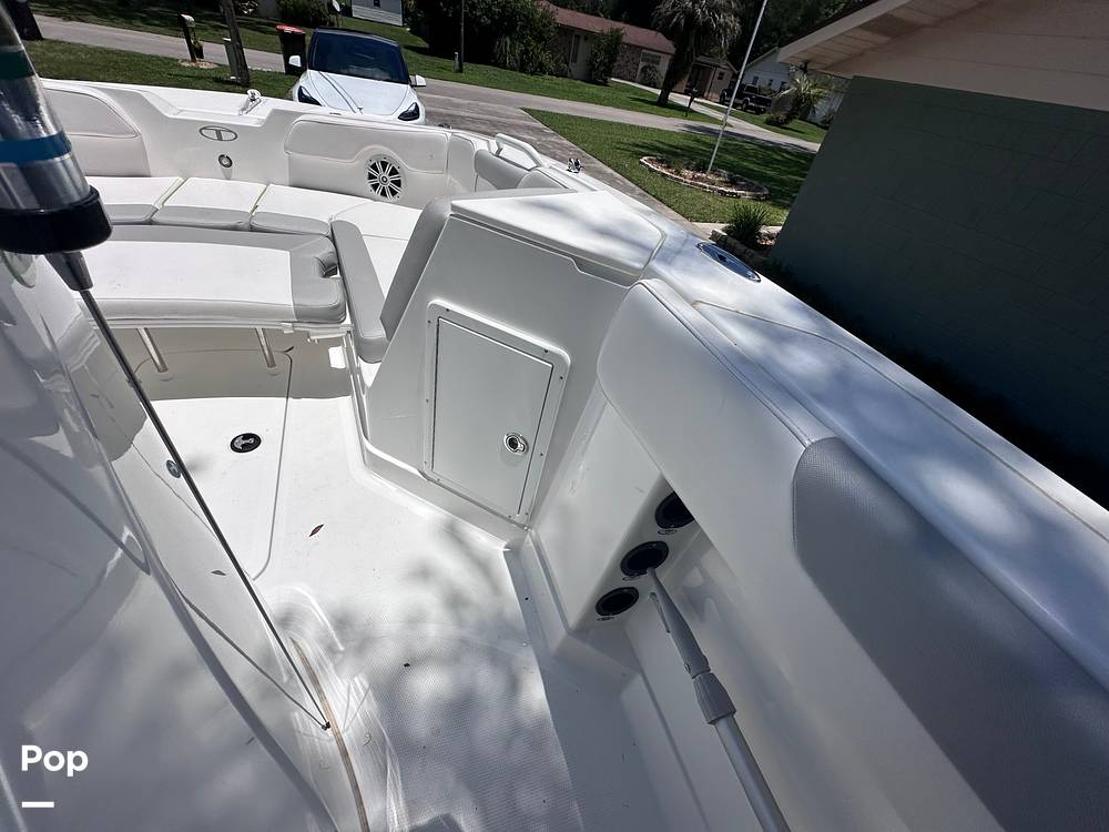 Slide: The Image of Tahoe 2150CC 2022 - 37