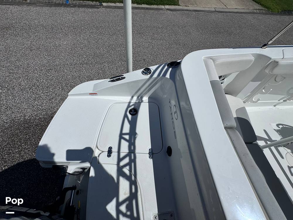 Slide: The Image of Tahoe 2150 Center Console 2021 - 14659781