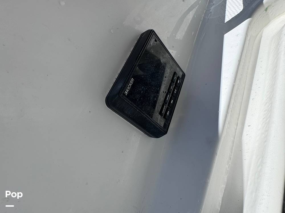 Slide: The Image of Tahoe 2150 Center Console 2021 - 14659786