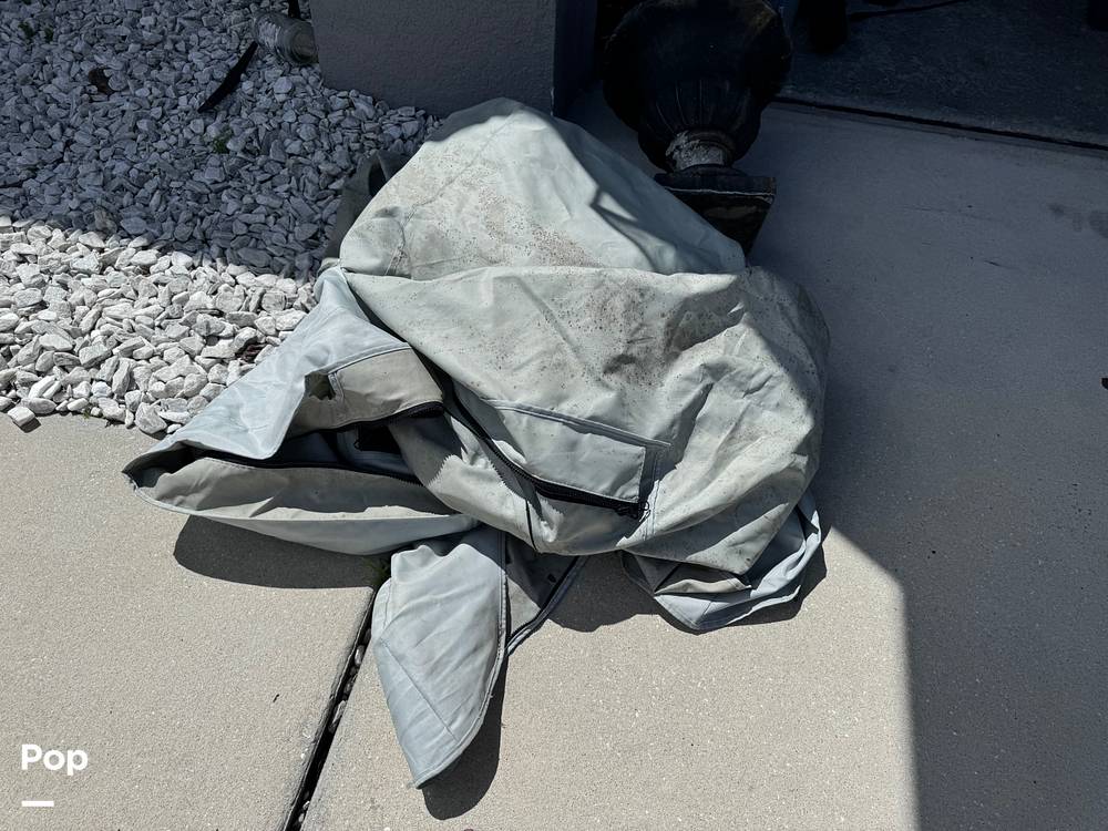 Slide: The Image of Tahoe 2150 Center Console 2021 - 14659805
