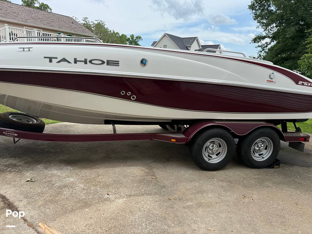 Slide: The Image of Tahoe 215XI 2017 - 15498922