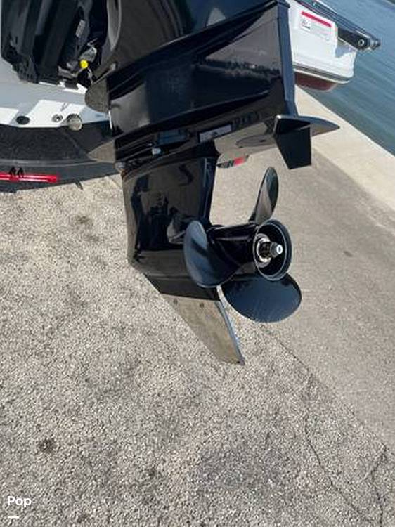 Slide: The Image of Tahoe 450 TF 2021 - 13676999