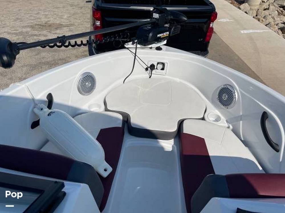 Slide: The Image of Tahoe 450 TF 2021 - 13677009