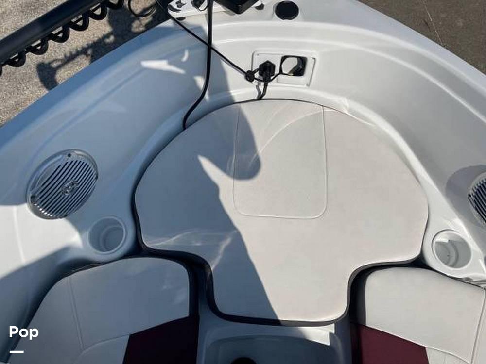 Slide: The Image of 2021 Tahoe 450 TF for sale in Fort Worth, TX - 15