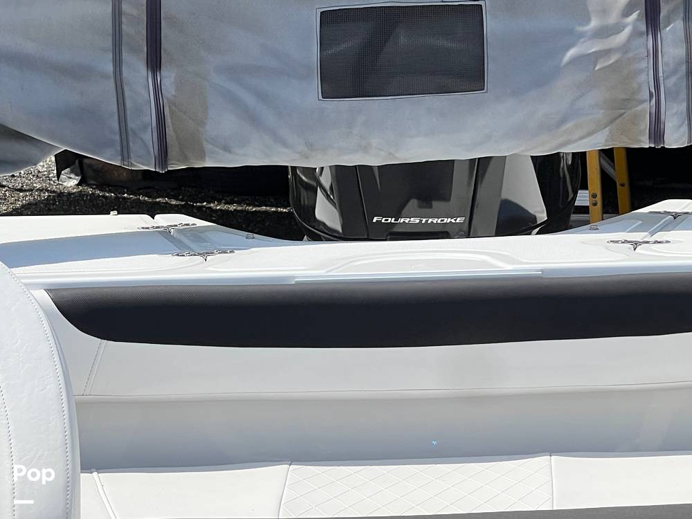 Slide: The Image of Tahoe 450 TS 2021 - 15481420