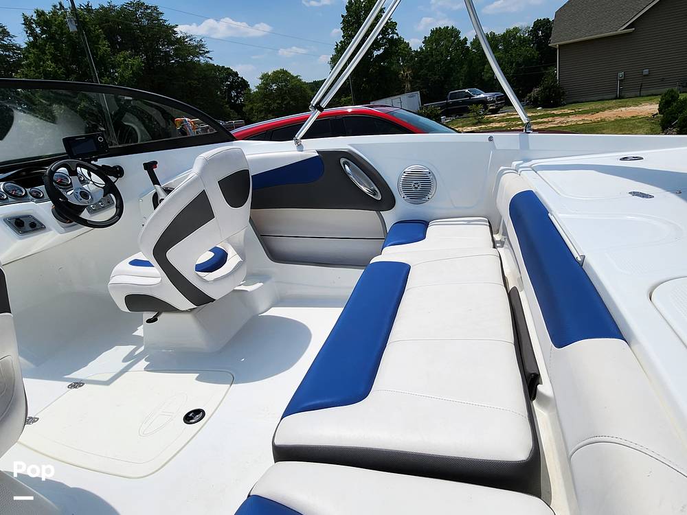 Slide: The Image of Tahoe 550 TS 2019 - 13323498