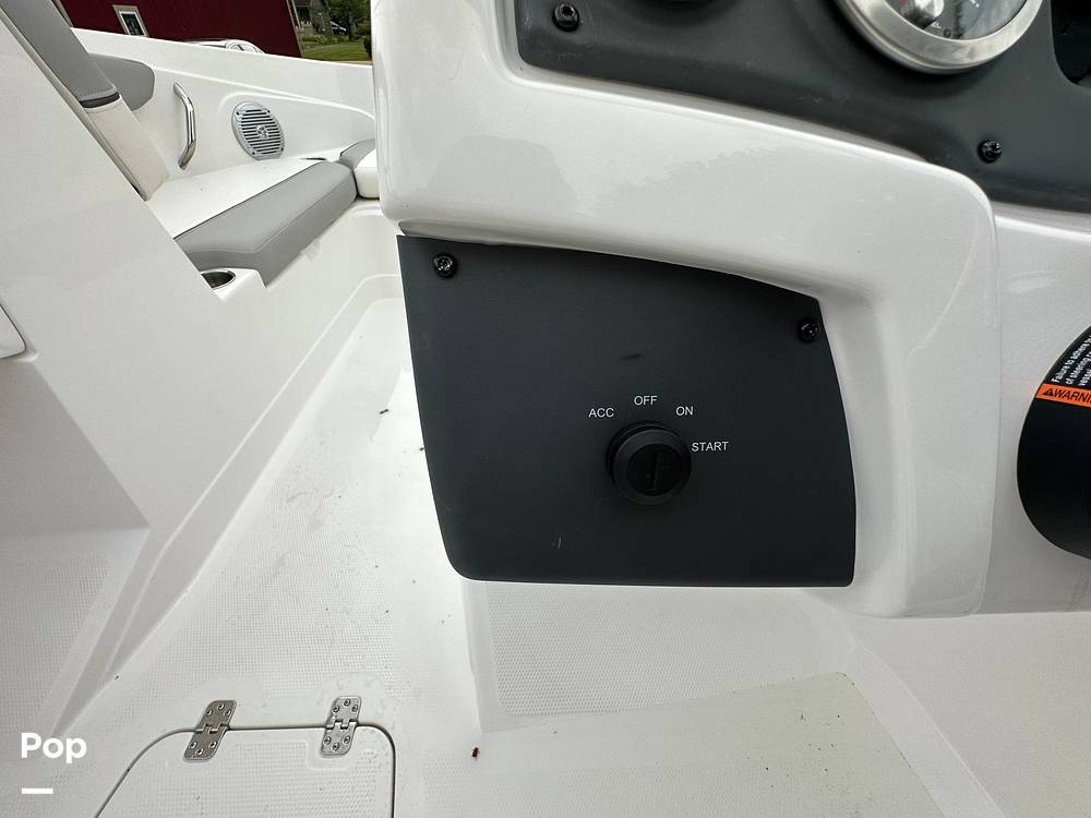 Slide: The Image of Tahoe 700 2020 - 14423275