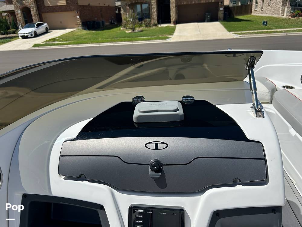 Slide: The Image of Glove Box - 13979048