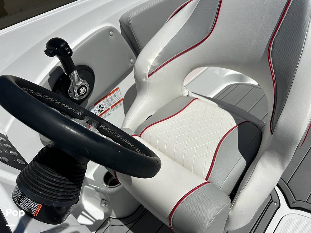 Slide: The Image of Captain's Chair - 13979065