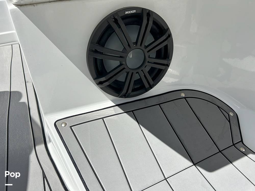 Slide: The Image of Exterior Speakers - 13979082