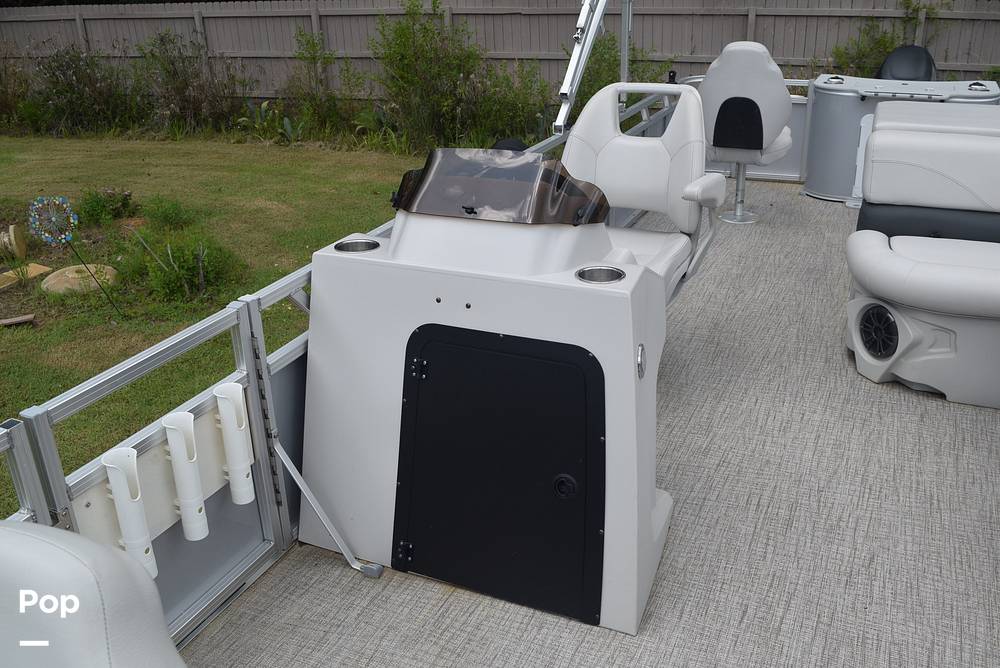 Slide: The Image of Tahoe GT 2385 QF 2021 - 14390879