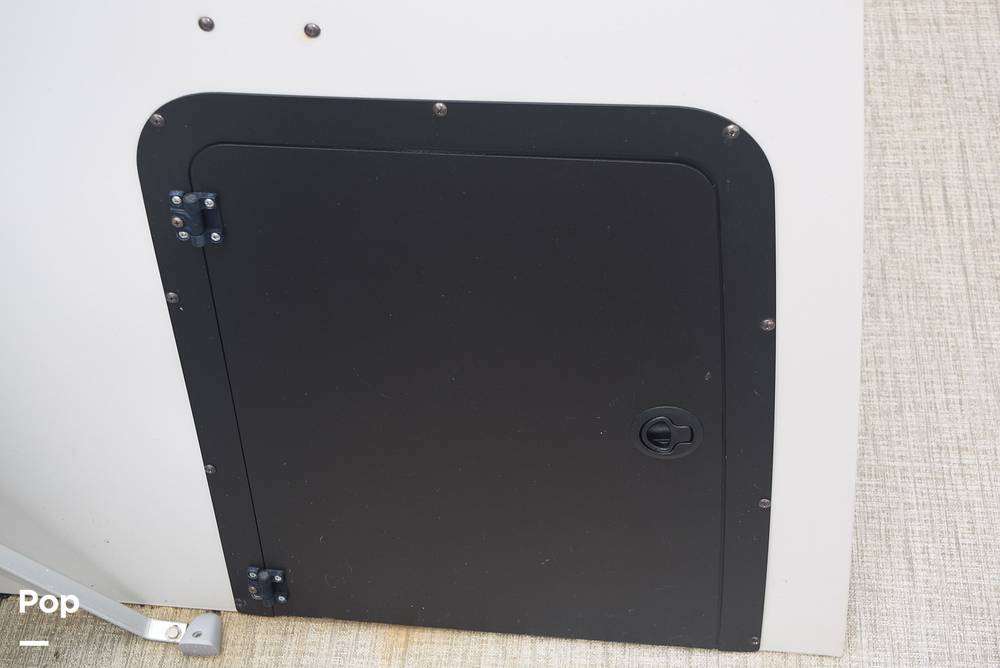 Slide: The Image of Tahoe GT 2385 QF 2021 - 14390892