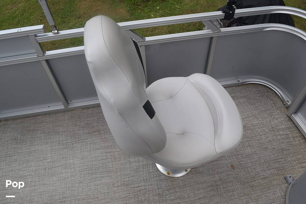 Slide: The Image of Tahoe GT 2385 QF 2021 - 14390908