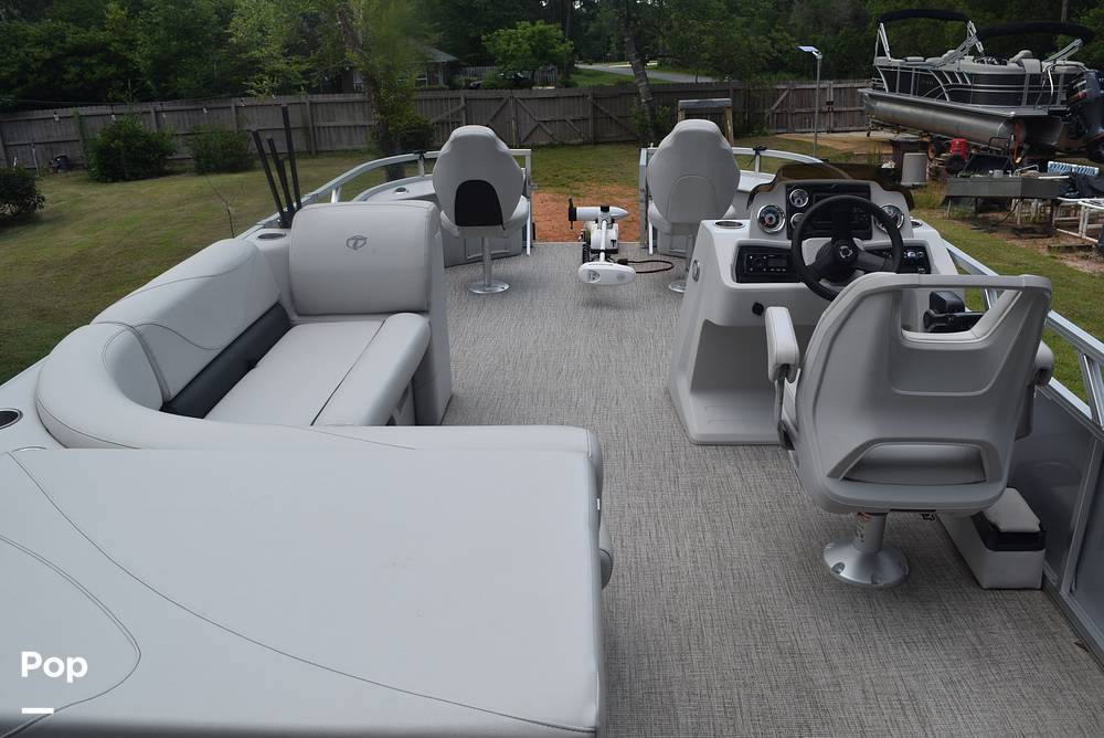 Slide: The Image of Tahoe GT 2385 QF 2021 - 14390927