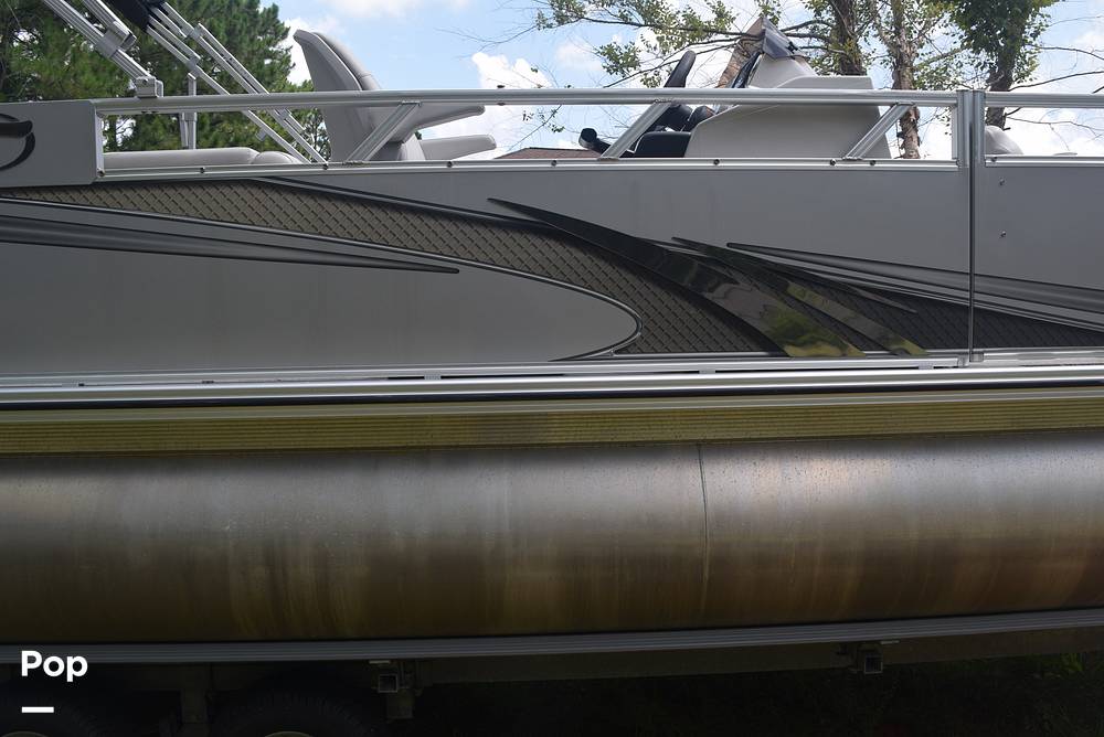Slide: The Image of Tahoe GT 2385 QF 2021 - 14390860