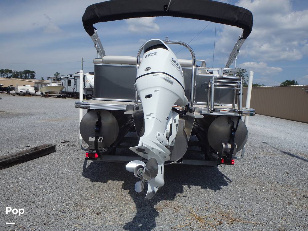 Slide: The Image of Tahoe LTZ 2085 CR 2021 - 13182291