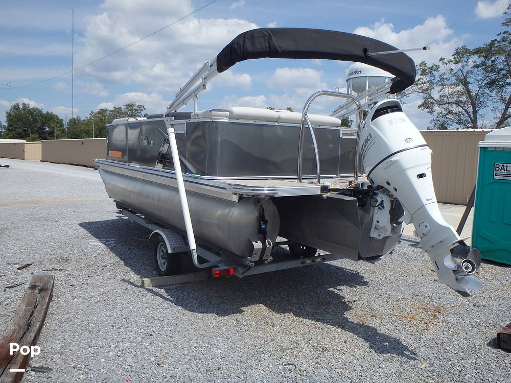 Slide: The Image of Tahoe LTZ 2085 CR 2021 - 13182292