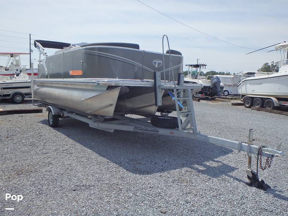 Slide: The Image of Tahoe LTZ 2085 CR 2021 - 13182288