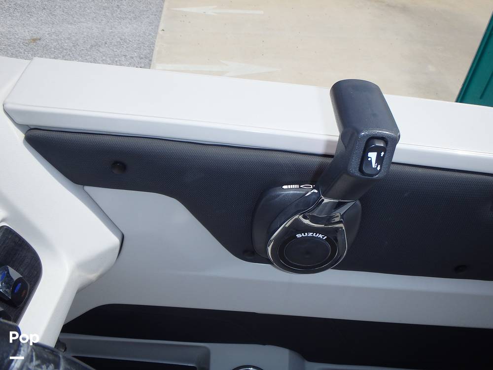 Slide: The Image of Throttle/shift: Mech - 13182337
