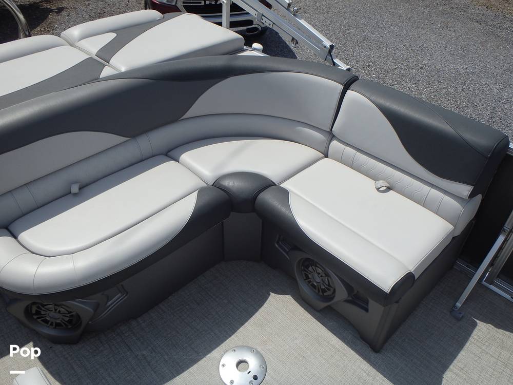 Slide: The Image of Tahoe LTZ 2085 CR 2021 - 13182343