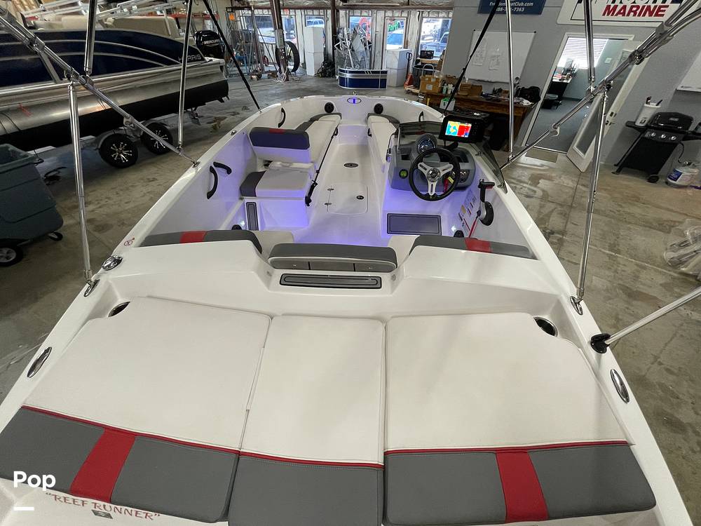 Slide: The Image of Tahoe T18 2022 - 13889151